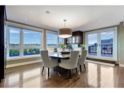 1801-400 Eau Claire Avenue Sw, Calgary, AB - Indoor Photo Showing Dining Room