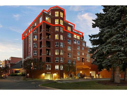 1801-400 Eau Claire Avenue Sw, Calgary, AB - Outdoor With Facade