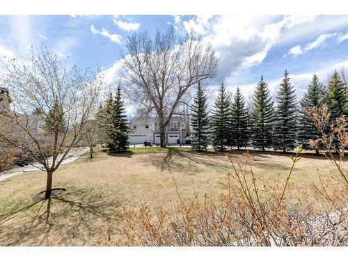 13-11 Scarpe Drive Sw, Calgary, AB - Outdoor With View