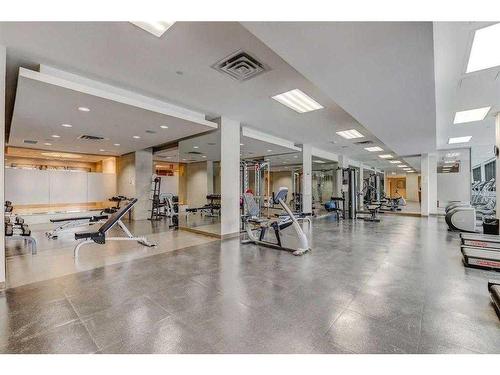 1521-222 Riverfront Avenue Sw, Calgary, AB - Indoor Photo Showing Gym Room