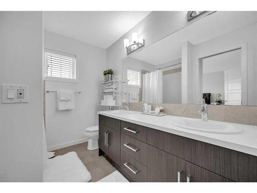 1564 Cornerstone Boulevard Ne, Calgary, AB - Indoor Photo Showing Bathroom