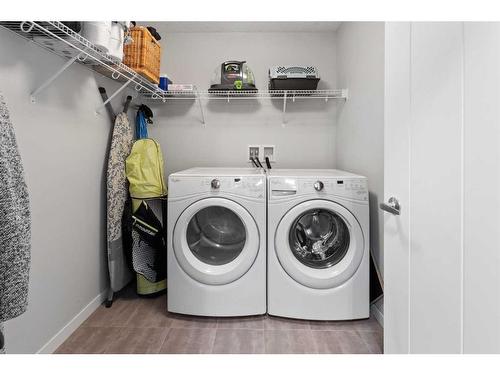 110-6603 New Brighton Avenue Se, Calgary, AB - Indoor Photo Showing Laundry Room