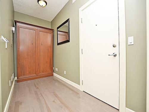 107-1408 17 Street Se, Calgary, AB - Indoor Photo Showing Other Room