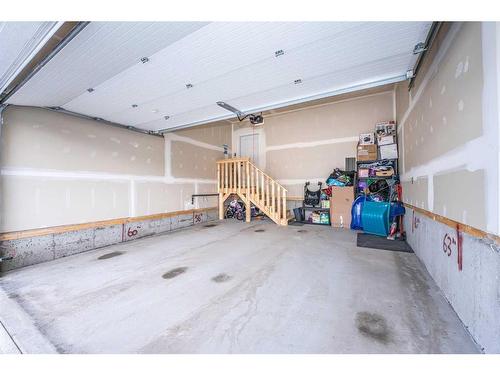 269 Ambleside Avenue Nw, Calgary, AB - Indoor Photo Showing Garage