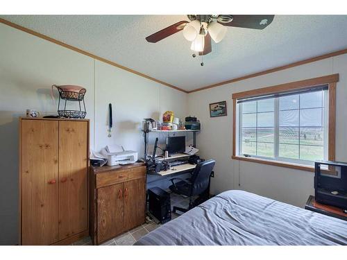 4142 Twp Road 290, Rural Mountain View County, AB - Indoor Photo Showing Bedroom