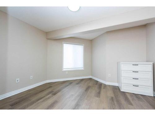 1208-1514 11 Street Sw, Calgary, AB - Indoor Photo Showing Other Room