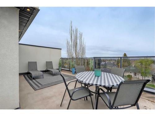 2037 29 Avenue Sw, Calgary, AB - Outdoor With Deck Patio Veranda With Exterior