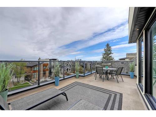 2037 29 Avenue Sw, Calgary, AB - Outdoor With Exterior