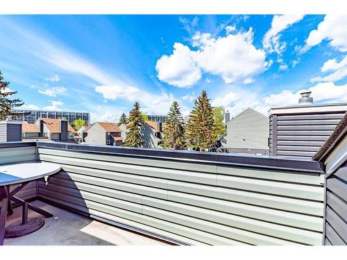 247-54 Glamis Green Sw, Calgary, AB - Outdoor