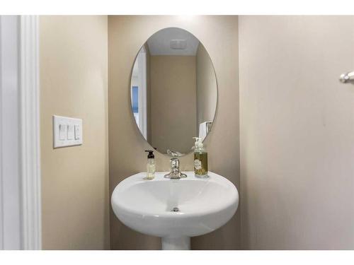 251 Carrington Circle, Calgary, AB - Indoor Photo Showing Bathroom