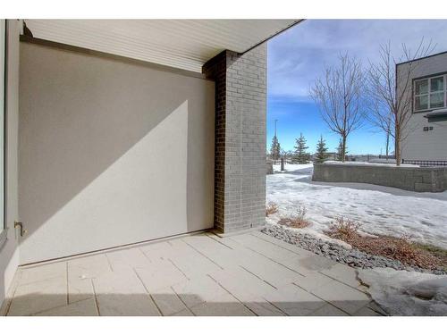 1109-95 Burma Star Road Sw, Calgary, AB - Outdoor With Exterior