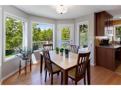 11027 Valley Springs Road Nw, Calgary, AB - Indoor Photo Showing Dining Room