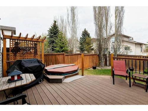 135 Hidden Circle Nw, Calgary, AB - Outdoor With Deck Patio Veranda