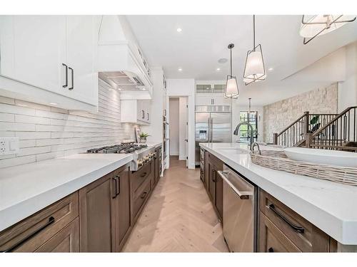 1933 43 Avenue Sw, Calgary, AB - Indoor Photo Showing Kitchen With Upgraded Kitchen