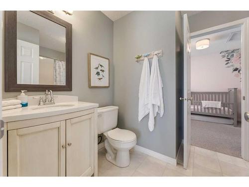 106 Cougar Plateau Way Sw, Calgary, AB - Indoor Photo Showing Bathroom