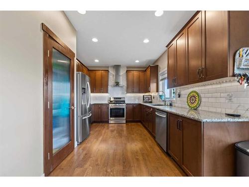 7884 Martha'S Haven Park Ne, Calgary, AB - Indoor Photo Showing Kitchen