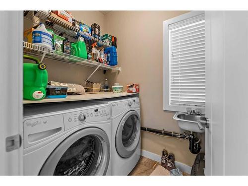 7884 Martha'S Haven Park Ne, Calgary, AB - Indoor Photo Showing Laundry Room