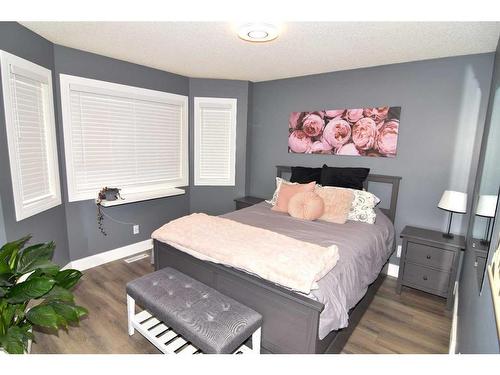 244 Tarawood Place Ne, Calgary, AB - Indoor Photo Showing Bedroom