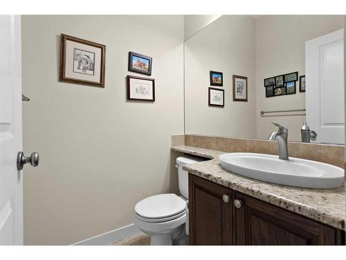 10 Sage Valley Mews Nw, Calgary, AB - Indoor Photo Showing Bathroom