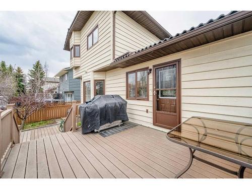 20 Edelweiss Drive Nw, Calgary, AB - Outdoor With Deck Patio Veranda With Exterior