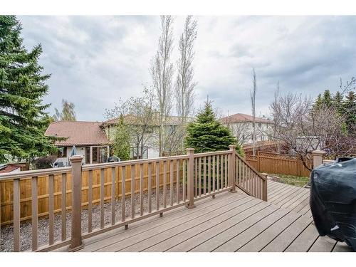 20 Edelweiss Drive Nw, Calgary, AB - Outdoor With Deck Patio Veranda