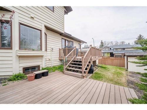 20 Edelweiss Drive Nw, Calgary, AB - Outdoor With Deck Patio Veranda With Exterior
