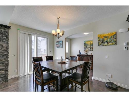 31 West Coach Road Sw, Calgary, AB - Indoor Photo Showing Dining Room