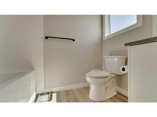 198 Carringsby Way Nw, Calgary, AB - Indoor Photo Showing Bathroom