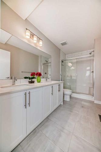 81 Sage Meadows Circle Nw, Calgary, AB - Indoor Photo Showing Bathroom