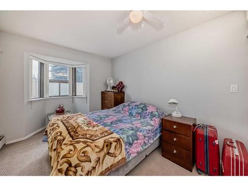 110-3719B 49 Street Nw, Calgary, AB - Indoor Photo Showing Bedroom