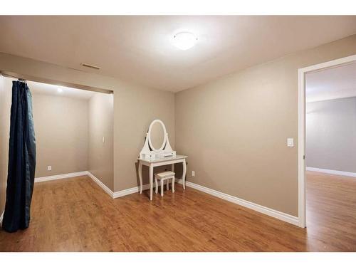 771 Prestwick Circle Se, Calgary, AB - Indoor Photo Showing Other Room