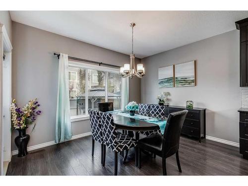 245 Bayside Loop Sw, Airdrie, AB - Indoor Photo Showing Dining Room