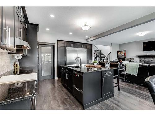 245 Bayside Loop Sw, Airdrie, AB - Indoor Photo Showing Kitchen