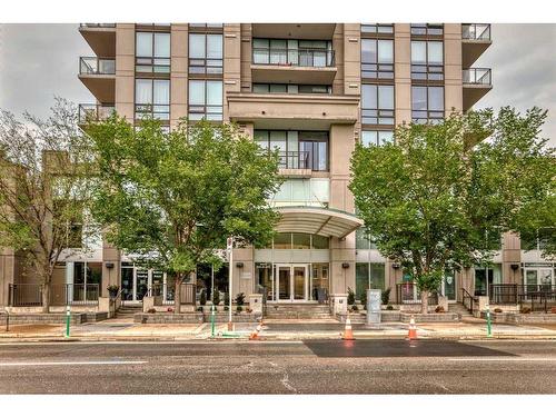 2502-1118 12Th Avenue Sw, Calgary, AB - Outdoor With Balcony With Facade