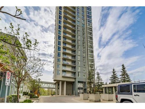 1205-99 Spruce Place Sw, Calgary, AB - Outdoor With Balcony With Facade