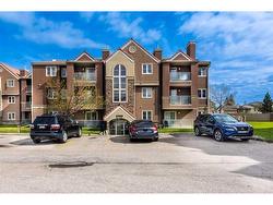 1922-1900 Edenwold Heights NW Calgary, AB T3A 3Y8
