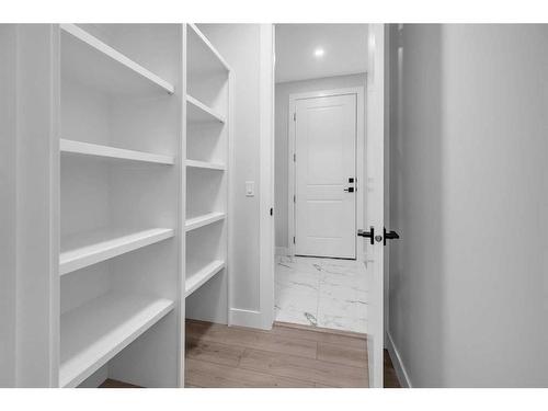 172 Sandpiper Landing, Chestermere, AB - Indoor With Storage