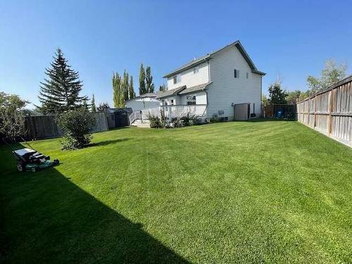 420 Mt Aberdeen Close Se, Calgary, AB - Outdoor With Backyard