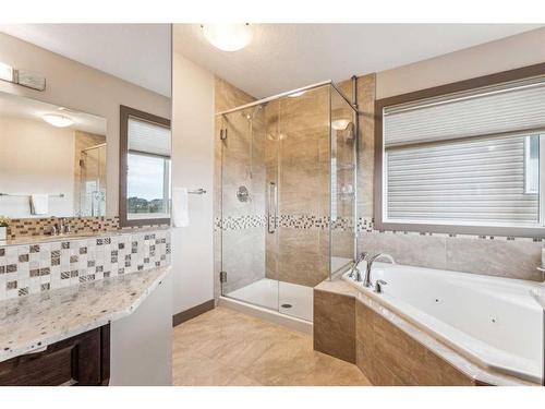 274 Nolan Hill Boulevard Nw, Calgary, AB - Indoor Photo Showing Bathroom