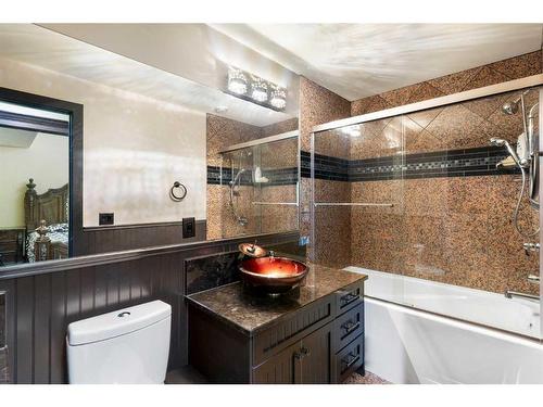 159 Cove Close, Chestermere, AB - Indoor Photo Showing Bathroom