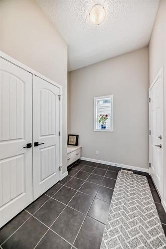 17 Riviera Place, Cochrane, AB - Indoor Photo Showing Other Room