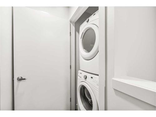 3571 69 Street Nw, Calgary, AB - Indoor Photo Showing Laundry Room