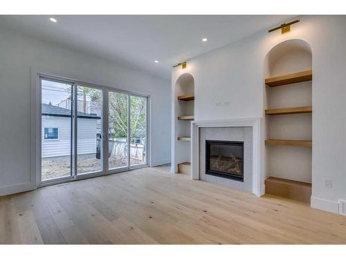 2607 35 Street Sw, Calgary, AB - Indoor With Fireplace