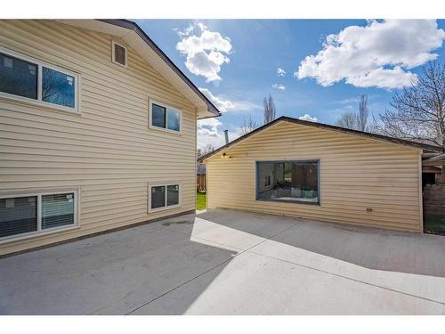 139 Pinemill Way Ne, Calgary, AB - Outdoor With Exterior