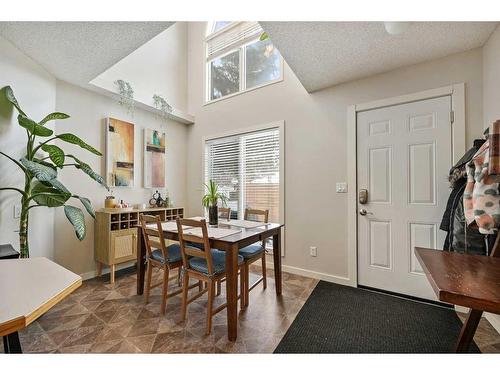 3-2417 28 Street Sw, Calgary, AB - Indoor Photo Showing Dining Room