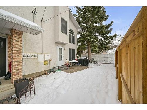 3-2417 28 Street Sw, Calgary, AB - Outdoor With Exterior