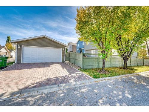 218 Bridlewood Road Sw, Calgary, AB - Outdoor
