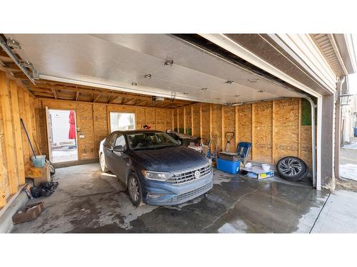 76 Skyview Ranch Boulevard Ne, Calgary, AB - Indoor Photo Showing Garage