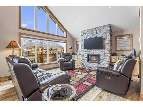 478 Stewart Creek Close, Canmore, AB - Indoor Photo Showing Living Room With Fireplace