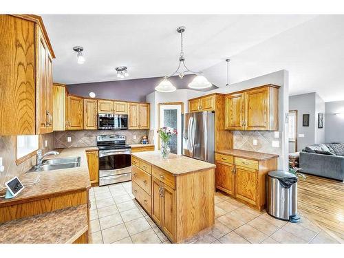 5945 Park Meadows Crescent, Olds, AB - Indoor Photo Showing Kitchen With Double Sink